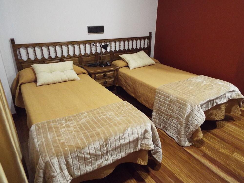 Hotel Ansuina Banos Del Molgas Ngoại thất bức ảnh